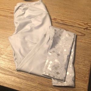 ALO Yoga Airbrush Legging - Sz SM